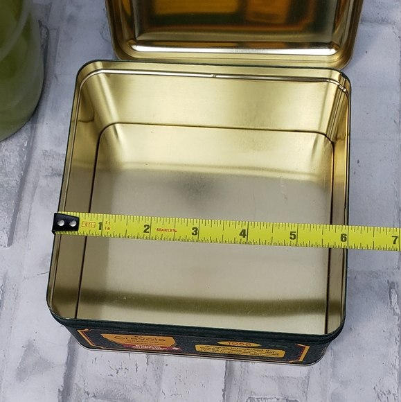 Vintage Crayola Boxes, 1993/1995, Limited Edition Crayons Empty Tins - Picture 9 of 10